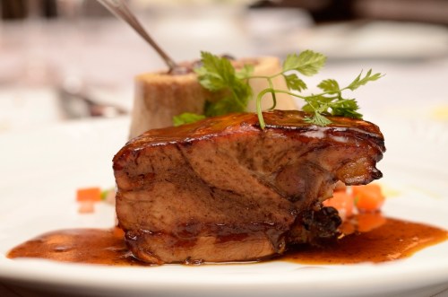 Javali-com-Tutano-e-Favas-Verdes-Chef-Rouge